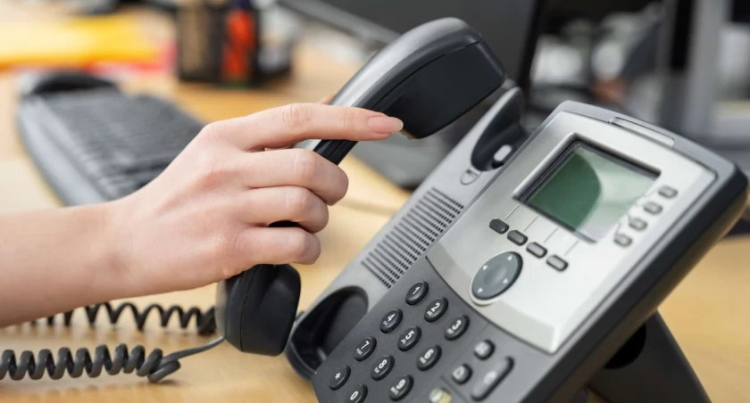 US - ZUS, Skrócenie czasu korygowania dokumentów rozliczeniowych zaprasza dyżury telefoniczne - zdjęcie, fotografia