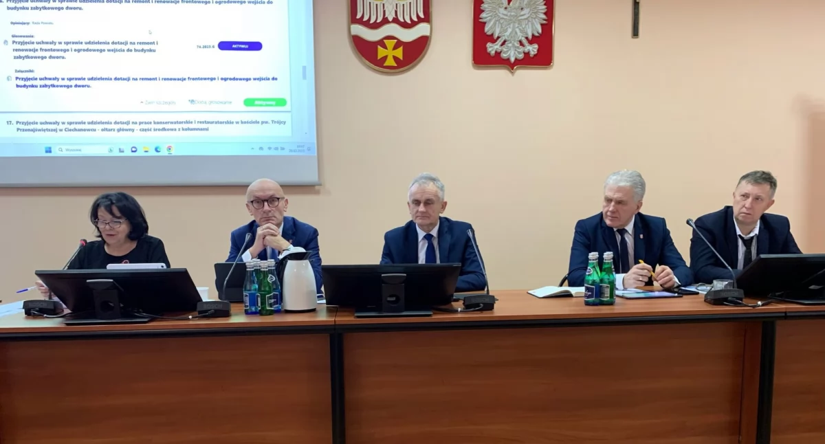 Rady, Budżet Powiatu Wysokomazowieckiego przyjęty jednogłośnie! Rekordowe wydatki - zdjęcie, fotografia