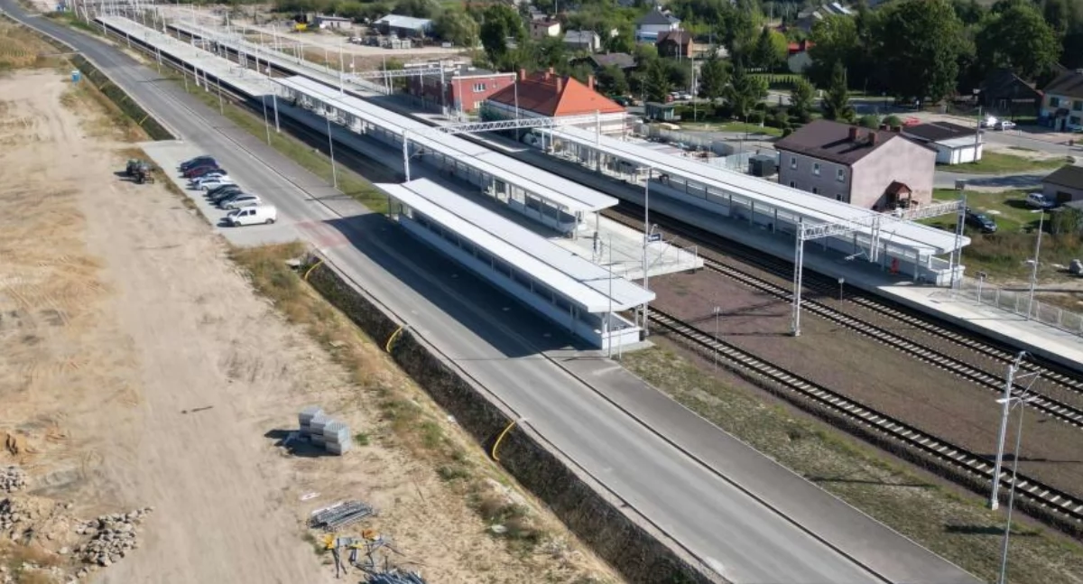 Zdjęcie: Podziemne przejście pod torami na stacji w Czyżewie