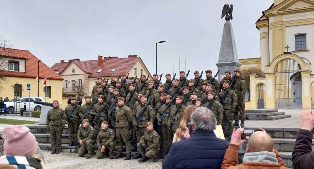 Zdjęcie: Nowi ochotnicy wstąpili w szeregi podlaskich Terytorialsów /fot. GDD