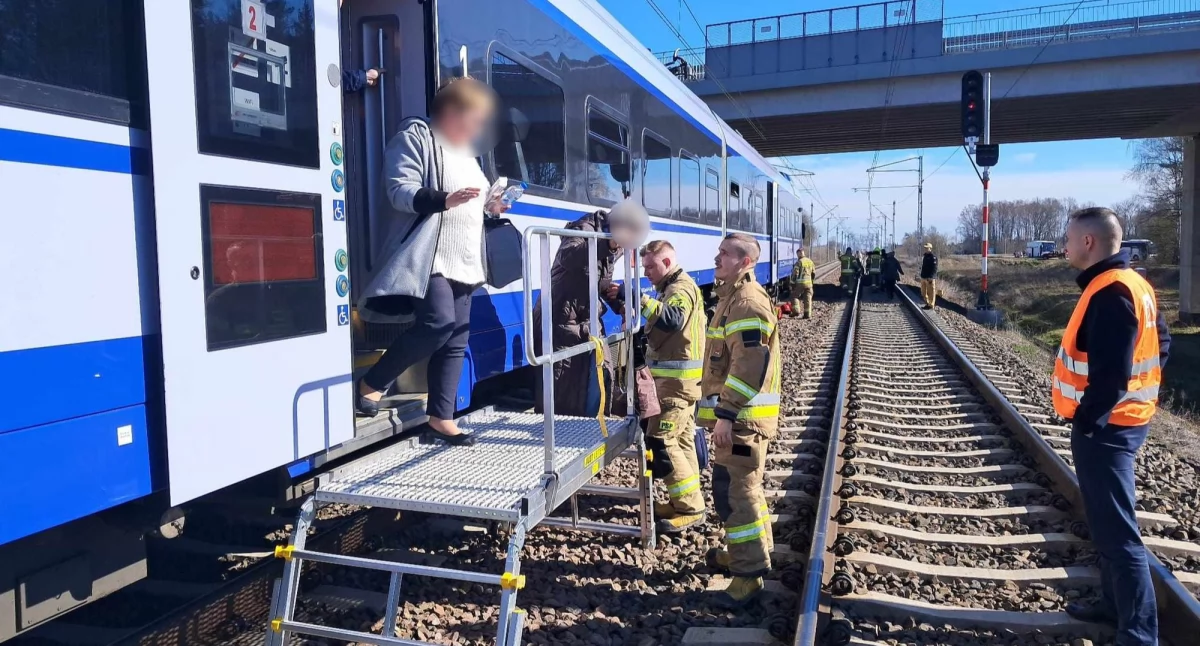 Pożary i straż, Szepietowo Awaria pociągu Ewakuowano ponad osób [foto] - zdjęcie, fotografia