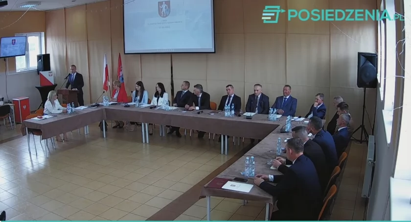 Fot. posiedzenia.pl - screen