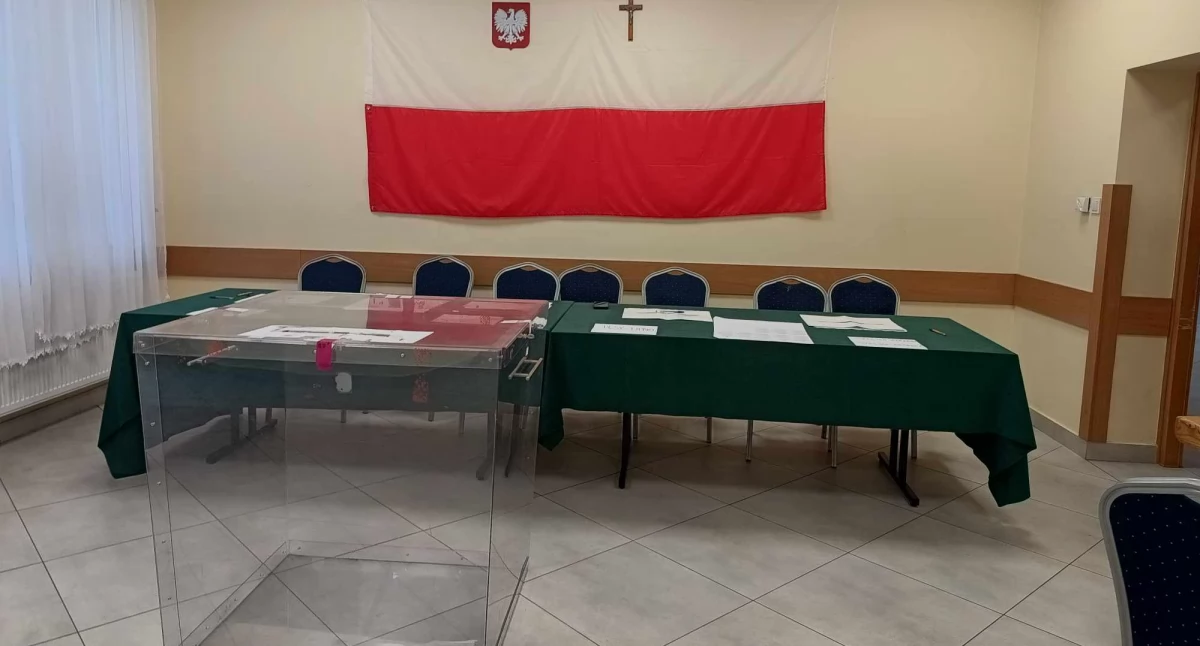 Wybory, Wybory parlamentarne zdecydowanie wygrywa powiecie wysokomazowieckim Konfederacja drugim miejscu - zdjęcie, fotografia