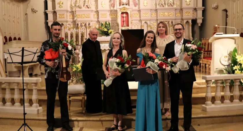 Koncerty, Koncert Maria kolejny Wysokiem Mazowieckiem - zdjęcie, fotografia