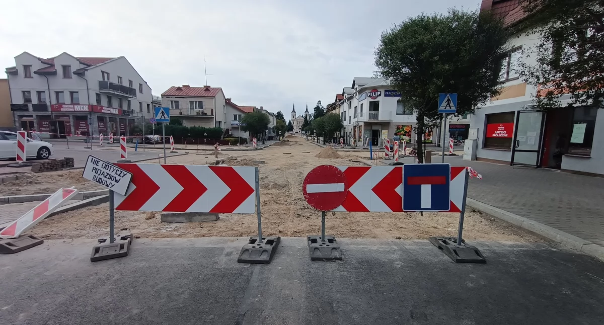 Inwestycje, Intensywne prace drogowe Wysokiem Mazowieckiem Skrzyżowanie wyłączone ruchu [FOTO] - zdjęcie, fotografia
