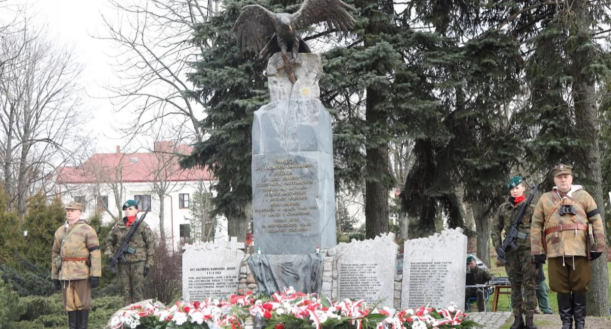 Uroczystości, Pierwsze obchody Narodowego Pamięci Żołnierzy Wysokiem Mazowieckiem - zdjęcie, fotografia