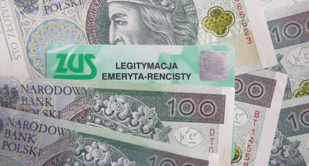 US - ZUS, marca emerytury renty górę - zdjęcie, fotografia