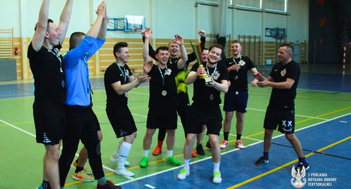 Zdjęcie: Mistrzostwa 1. PBOT w halowej piłce nożnej