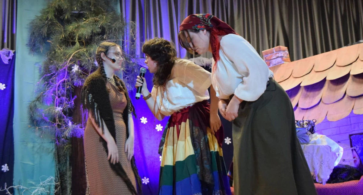 Domy i ośrodki kultury, premiera Baśni dwunastu miesiącach” Ciechanowcu [foto] - zdjęcie, fotografia