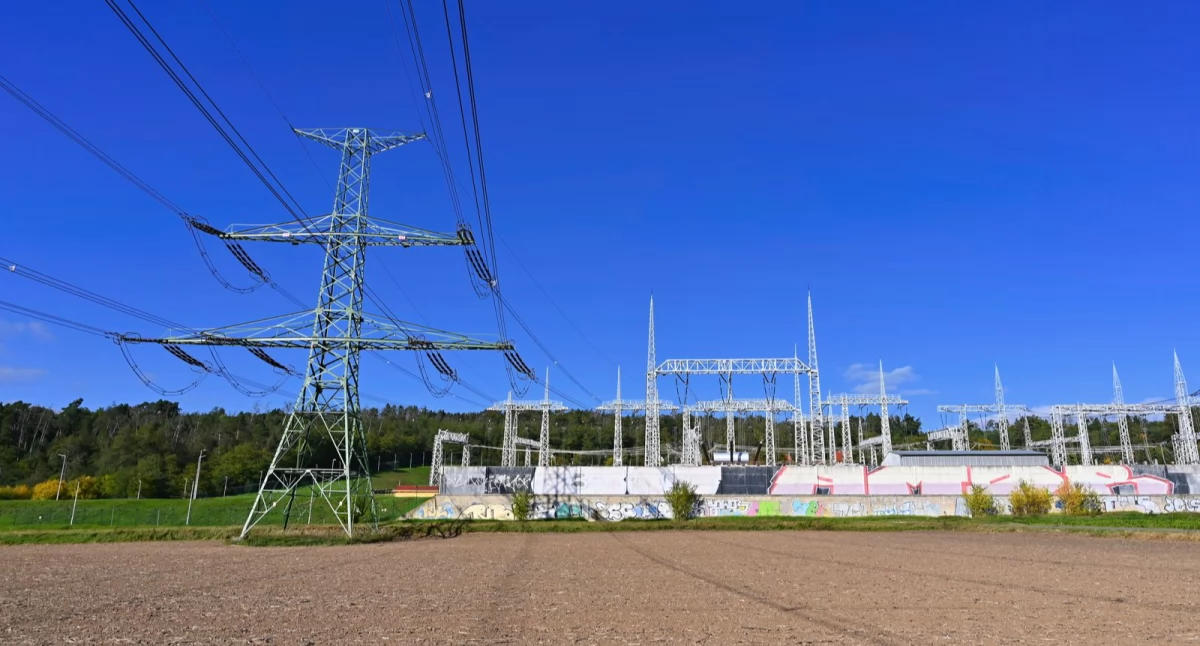 Artykuł sponsorowany, taryfa dynamiczna wymaga sposobu korzystania energii - zdjęcie, fotografia