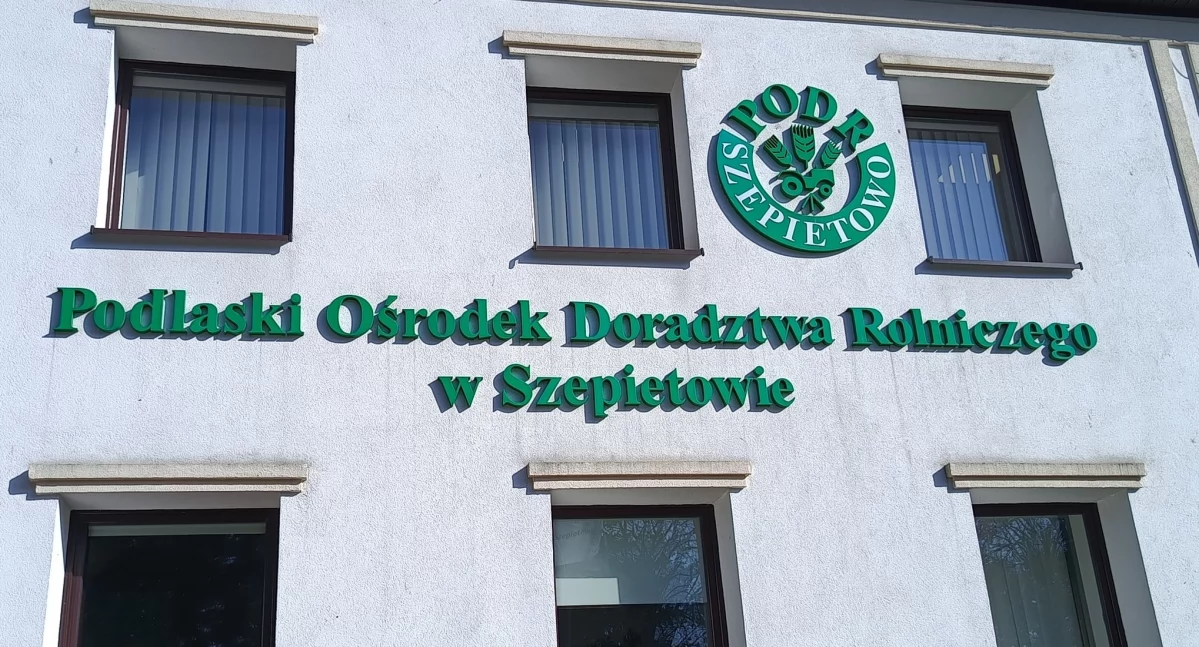 Rolnictwo, Szepietowie sprzedaje silosy sprzęt rolniczy - zdjęcie, fotografia