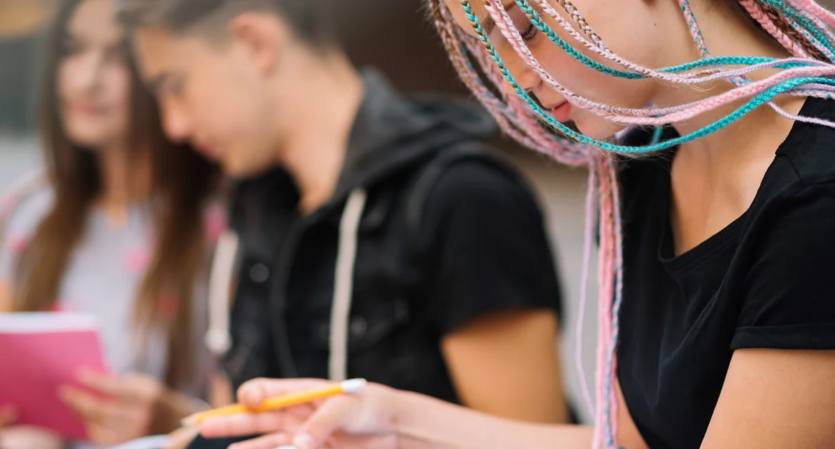 US - ZUS, Renta rodzinna studentów zasady dokumenty pułapki uniknięcia - zdjęcie, fotografia