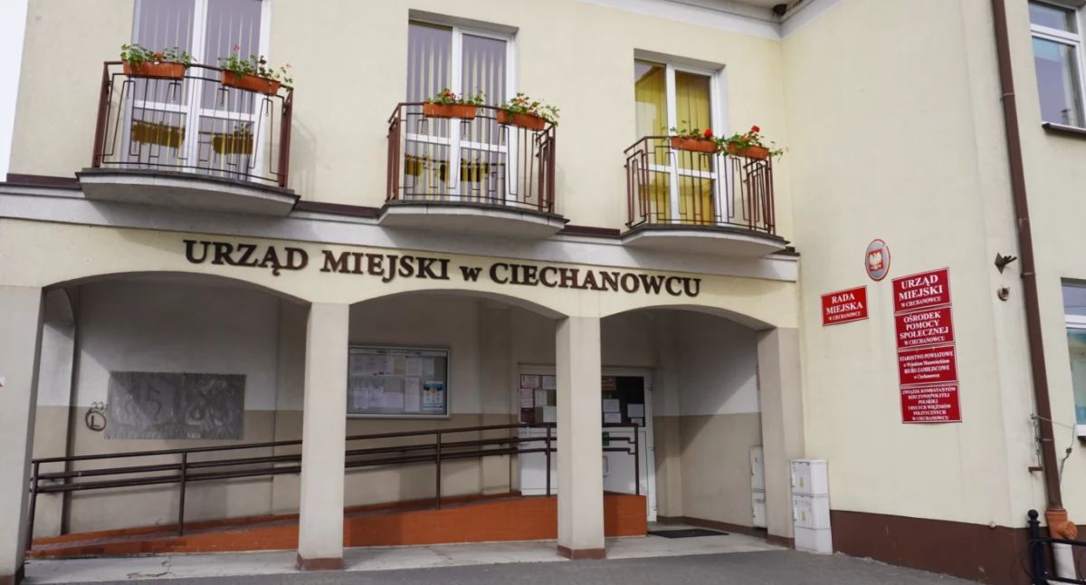 Rady, Oświadczenia majątkowe burmistrza radnych gminy Ciechanowiec - zdjęcie, fotografia