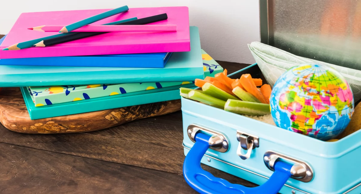 US - ZUS, Ostatni miesiąc złożenie wniosku wyprawkę szkolną „Dobry Start” - zdjęcie, fotografia