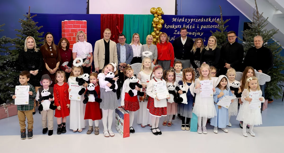 Konkursy, kolejna edycja Międzyprzedszkolnego Konkursu Kolęd Pastorałek „Zaśpiewajmy kolędę Jezusowi” [FOTO] - zdjęcie, fotografia