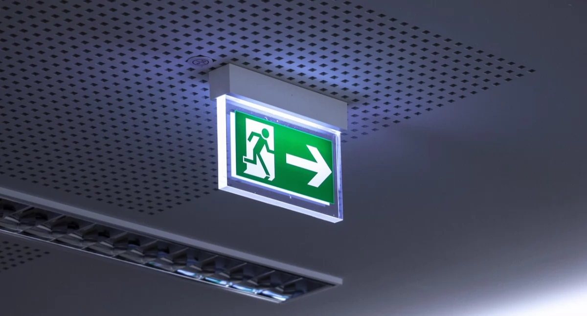 Pożary i straż, Bezpieczeństwo praktyce internat ZSOiZ Ciechanowcu przeszedł próbę ewakuacyjną - zdjęcie, fotografia