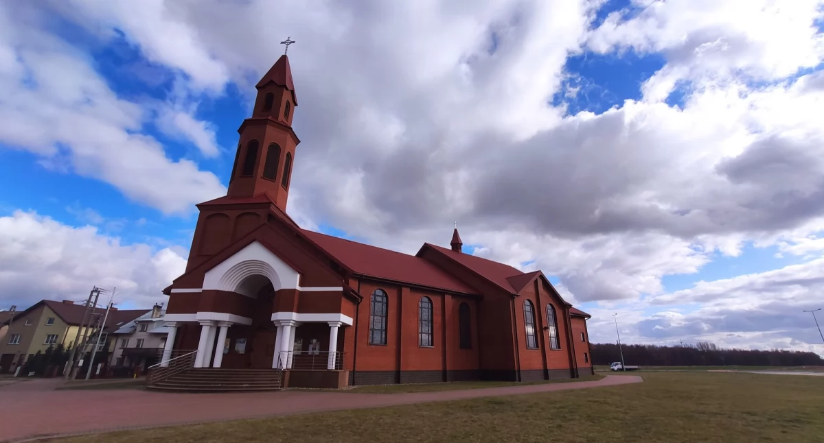 Kościół, Harmonogram kolędy parafii Piotra Pawła Wysokiem Mazowieckiem 2026] - zdjęcie, fotografia