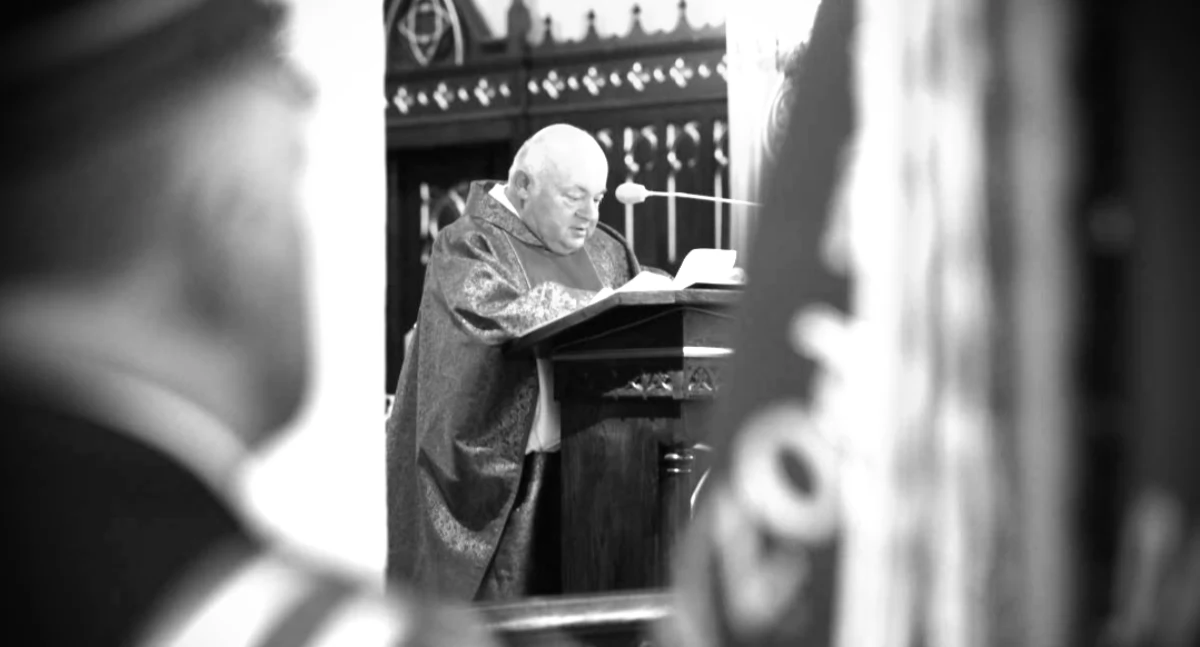 Odeszli, Zmarł Bogdan Malinowski były proboszcz parafii Kuleszach Kościelnych - zdjęcie, fotografia