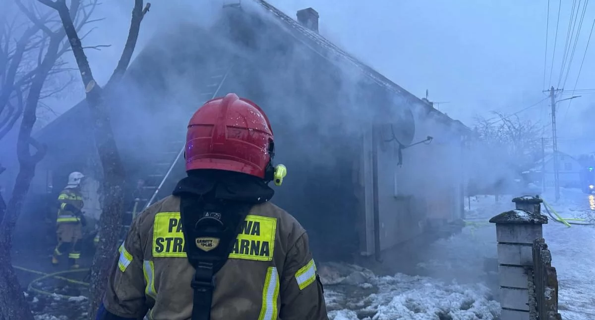 Straty są ogromne, rodzina z Ciechanowca straciła dom