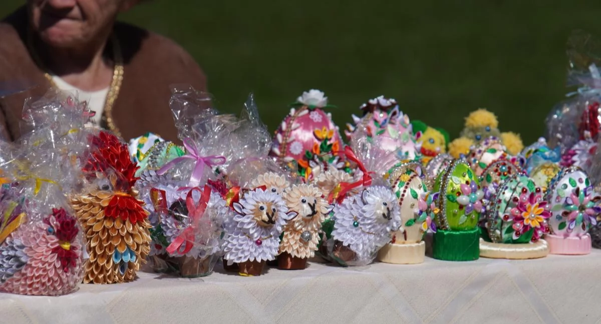 Wydarzenia, Wielkanocne tradycje Ciechanowcu Bazarek ponownie Niedzielę Palmową - zdjęcie, fotografia