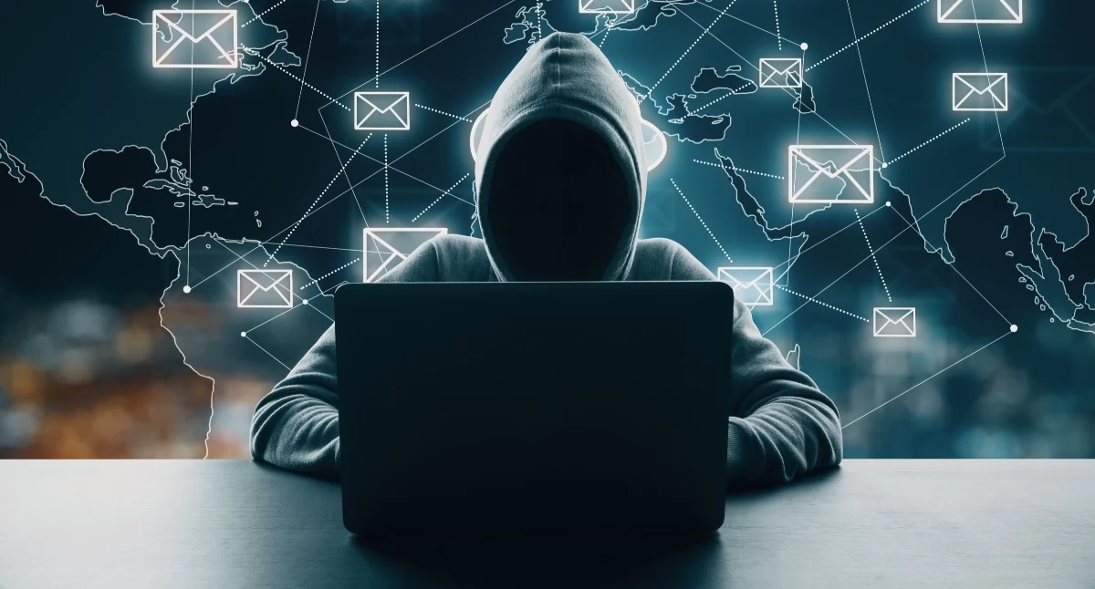 US - ZUS, Uwaga fałszywe maile zwrocie podatku Oszuści podszywają - zdjęcie, fotografia