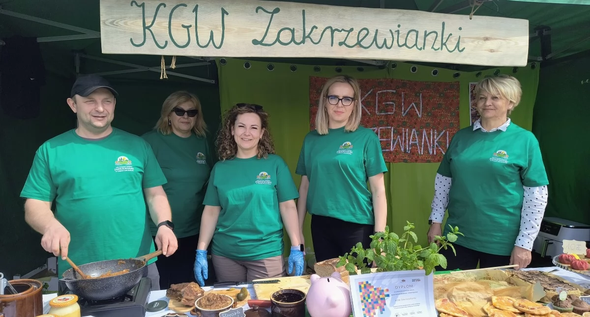 KGW „Zakrzewianki” z gminy Wysokie Mazowieckie zaprezentowały kulinarne dziedzictwo regionu w Szepietowie