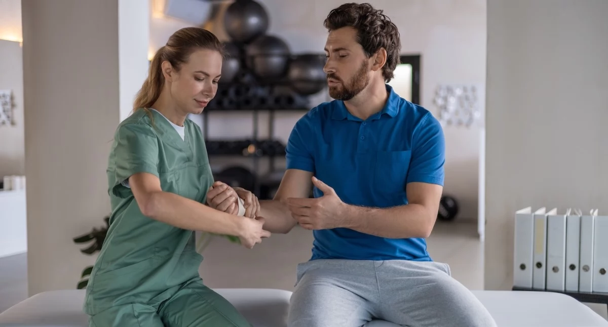 Artykuł sponsorowany, Aparaty fizykoterapii klucz nowoczesnego skutecznego gabinetu rehabilitacyjnego - zdjęcie, fotografia
