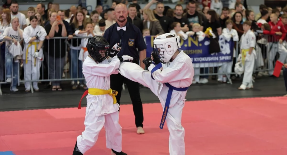 Sporty walki, Sukces reprezentantów Mazowiecko Podlaskiego Klubu Karate Mistrzostwach Europy Białymstoku [foto] - zdjęcie, fotografia