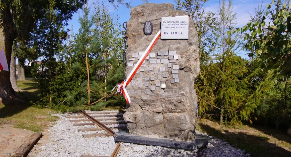 Uroczystości, Uczczą pamięć Sybiraków Wysokiem Mazowieckiem odbędą obchody rocznicy ostatniej wywózki Sybir - zdjęcie, fotografia