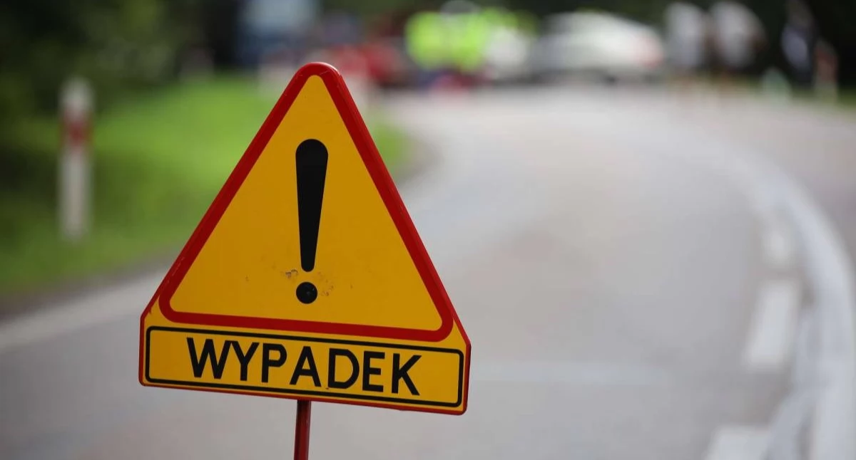 Wypadki drogowe, Zderzenie samochodu traktorem gminie Klukowo Kierowca dwoje dzieci szpitalu - zdjęcie, fotografia