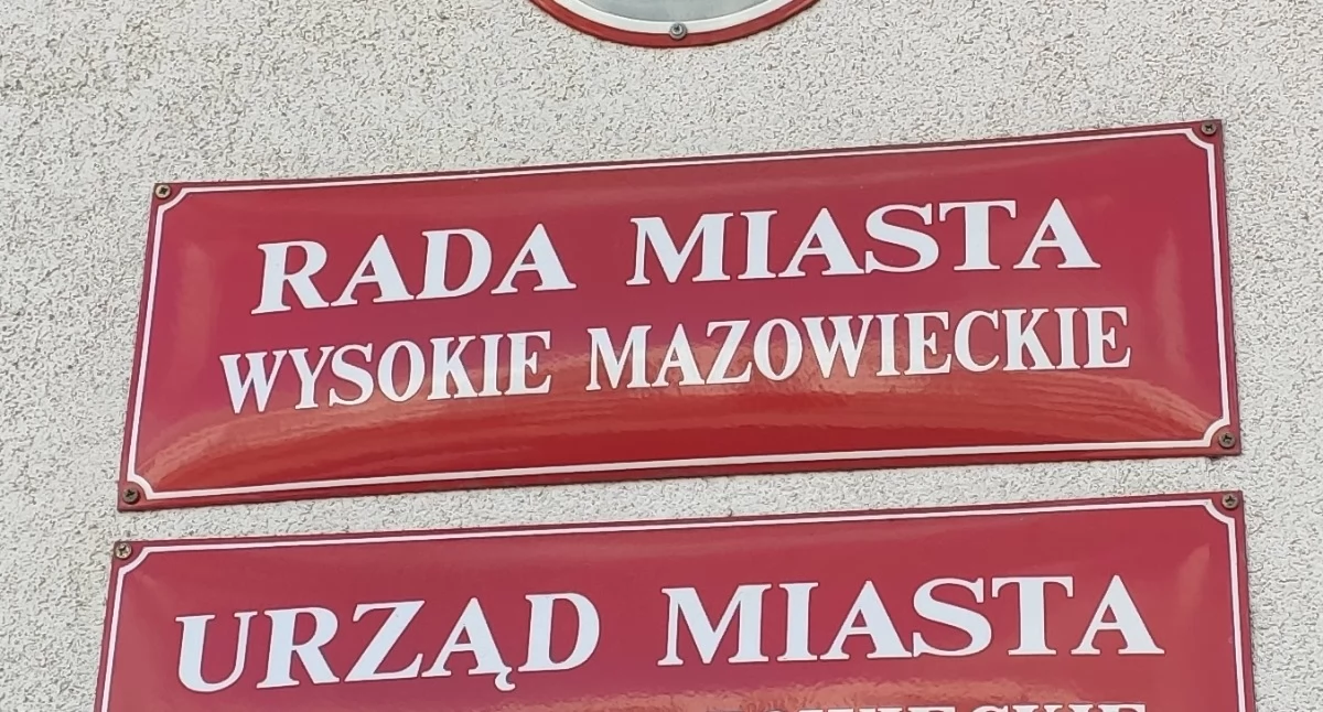 Rady, Mieszkania komunalne spalarnia rynek pracy rozmawiano sesji Wysokiem Mazowieckiem - zdjęcie, fotografia