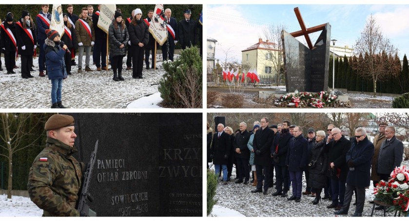 Zdjęcie przedstawia uroczystość odsłonięcia Pomnika Ofiar Operacji Polskiej NKWD 1937–1938 w Sokołach
