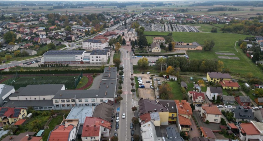 Zdjęcie przedstawia Wysokie Mazowieckie z lotu ptaka