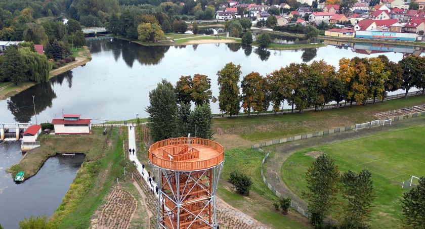 Zdjęcie przedstawia Ciechanowiec z lotu ptaka