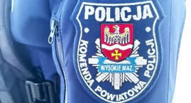 Trzech nastolatków wyniosło telewizor przez okno. Kr&hellip;