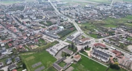 Zamknięte wejścia i dyżury pracowników. Nowe zasady &hellip;