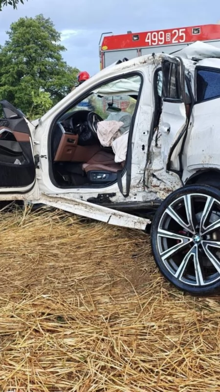 Tragiczny finał wypadku we Wnorach-Wandach. Nie żyje 28-latka i jej 4-letni synek
