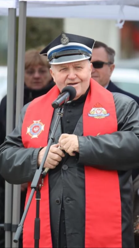 Ponad 50 lat kapłaństwa. Dziekan ciechanowiecki ks. Tadeusz Kryński przechodzi na emeryturę