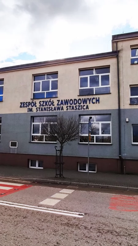 Dwóch nastolatków zatrzymanych w Wysokiem Mazowieckiem. Nagrali film z nożem