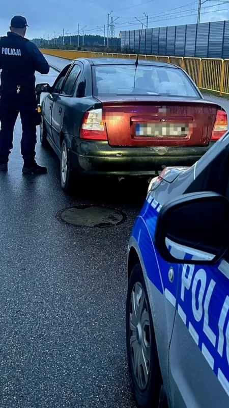 Ponad 3 promile i sądowy zakaz. Kierowca Opla skazany na rok więzienia