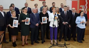 KKW Trzecia Droga zaprezentowała swoich kandydatów do Sejmiku i Rady Powiatu Wysokomazowieckiego [FOTO + VIDEO]