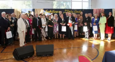 Złote Gody w gminie Ciechanowiec. 22 pary otrzymały medale za długoletnie pożycie małżeńskie [foto]