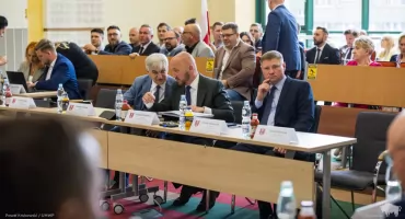 Sejmik Województwa Podlaskiego przeciwko unijnemu paktowi migracyjnemu