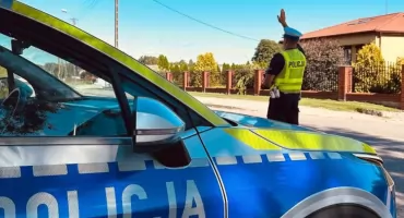 Młody kierowca BMW stracił prawo jazdy i zapłaci 1500 zł za brawurę