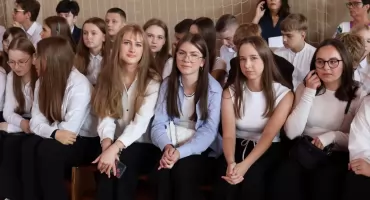 Inauguracja roku szkolnego 2025/2026 w LO im. Króla Kazimierza Jagiellończyka w Wysokiem Mazowieckiem [FOTO]