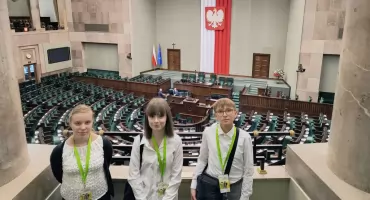 Wysokie Mazowieckie: Uczniowie Szkoły Podstawowej Nr 1 w Sejmie Dzieci i Młodzieży [foto]