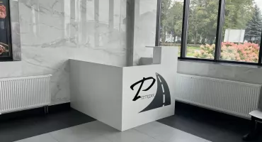 Wsparcie dla pasażerów po zmianach PKS Nova – nowe stanowisko przewoźnika na dworcu