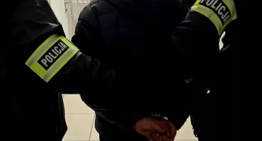 Poszukiwany 51-latek zatrzymany przez wysokomazowieckich policjantów