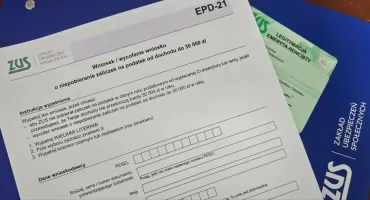 Trzynastka i czternastka bez podatku? ZUS wysyła specjalny wniosek EPD-21