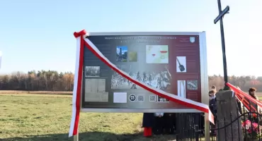 W Mazurach odsłonięto tablicę pamiątkową Obrońców Ojczyzny 1920 roku [foto]